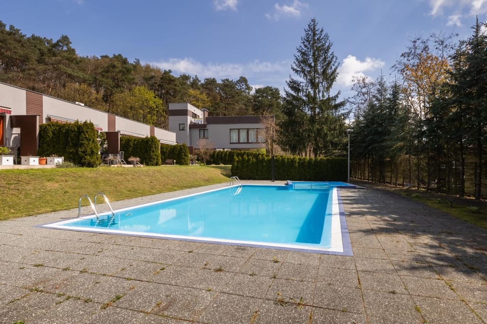 Property building, Day, Natural landscape, Swimming pool