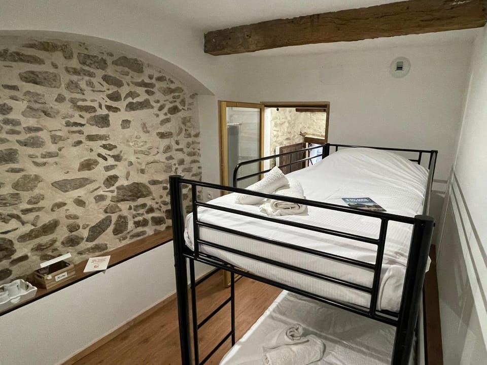 Chambre Le 40 marches Bed and Breakfast in Occitanie