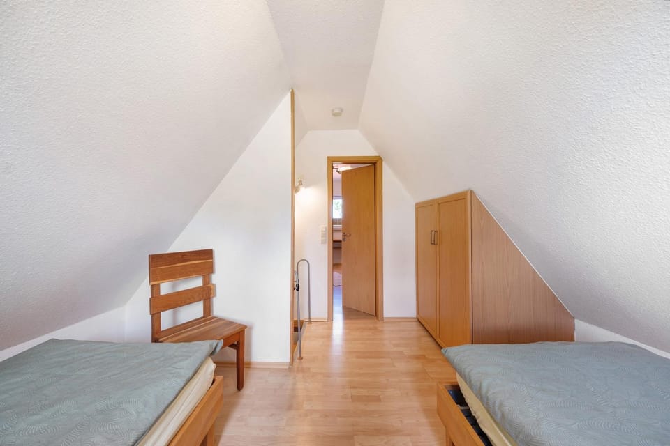 Property building, Living room, Bedroom