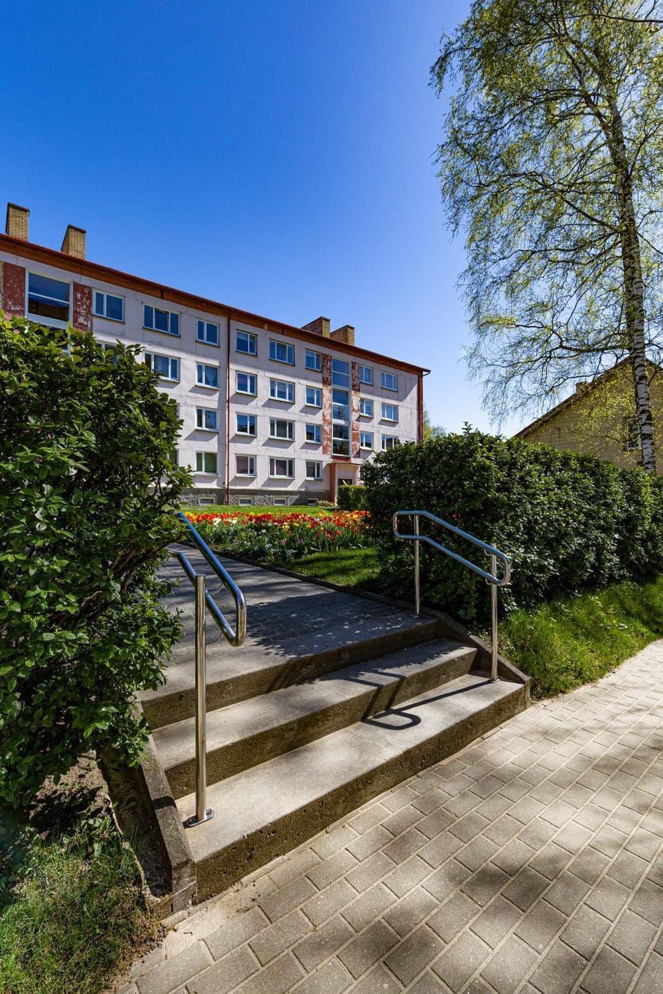 Property building, Location