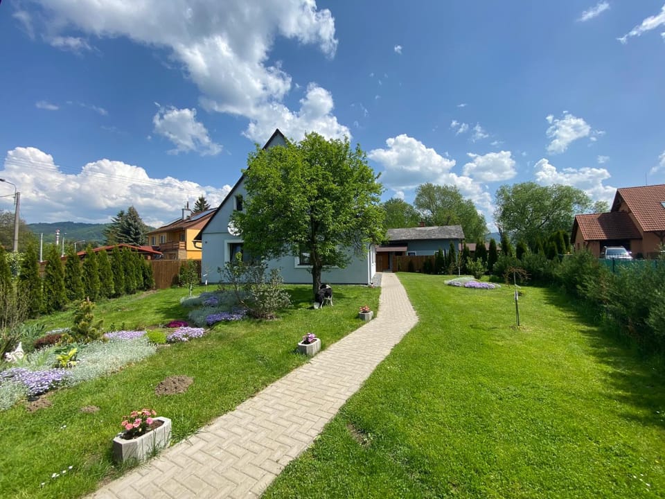 Property building, Garden