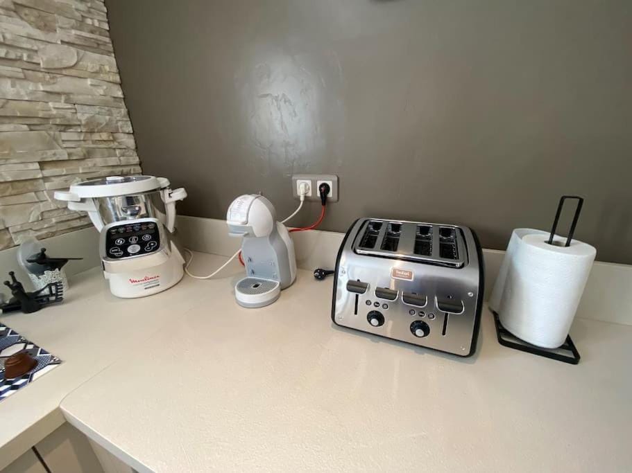 Coffee/tea facilities, Kitchen or kitchenette, toaster