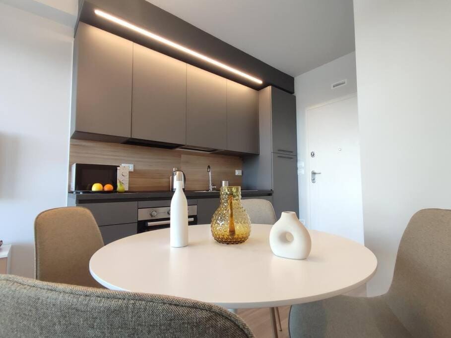 Suite Elegance a due passi dal mare con posto auto Apartment in San Benedetto del Tronto