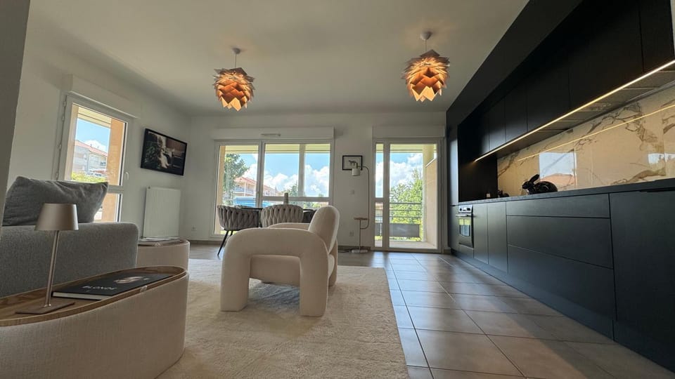 La maison de Louise à 10 min Genève Apartment in Annemasse