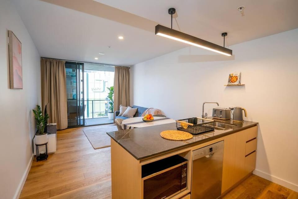 Stylish central apartment w pool, gym and more Apartment in Brisbane City