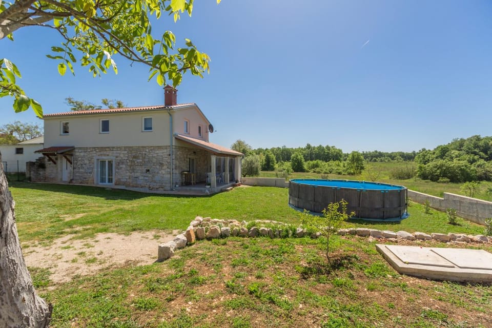 Garden, Swimming pool