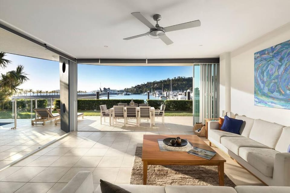 Balcony/Terrace, Living room