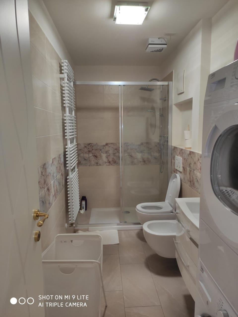 Romantic house posto auto aria condizionata Apartment in Bologna