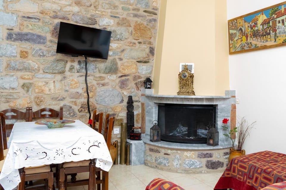 Living room, Seating area, flat iron