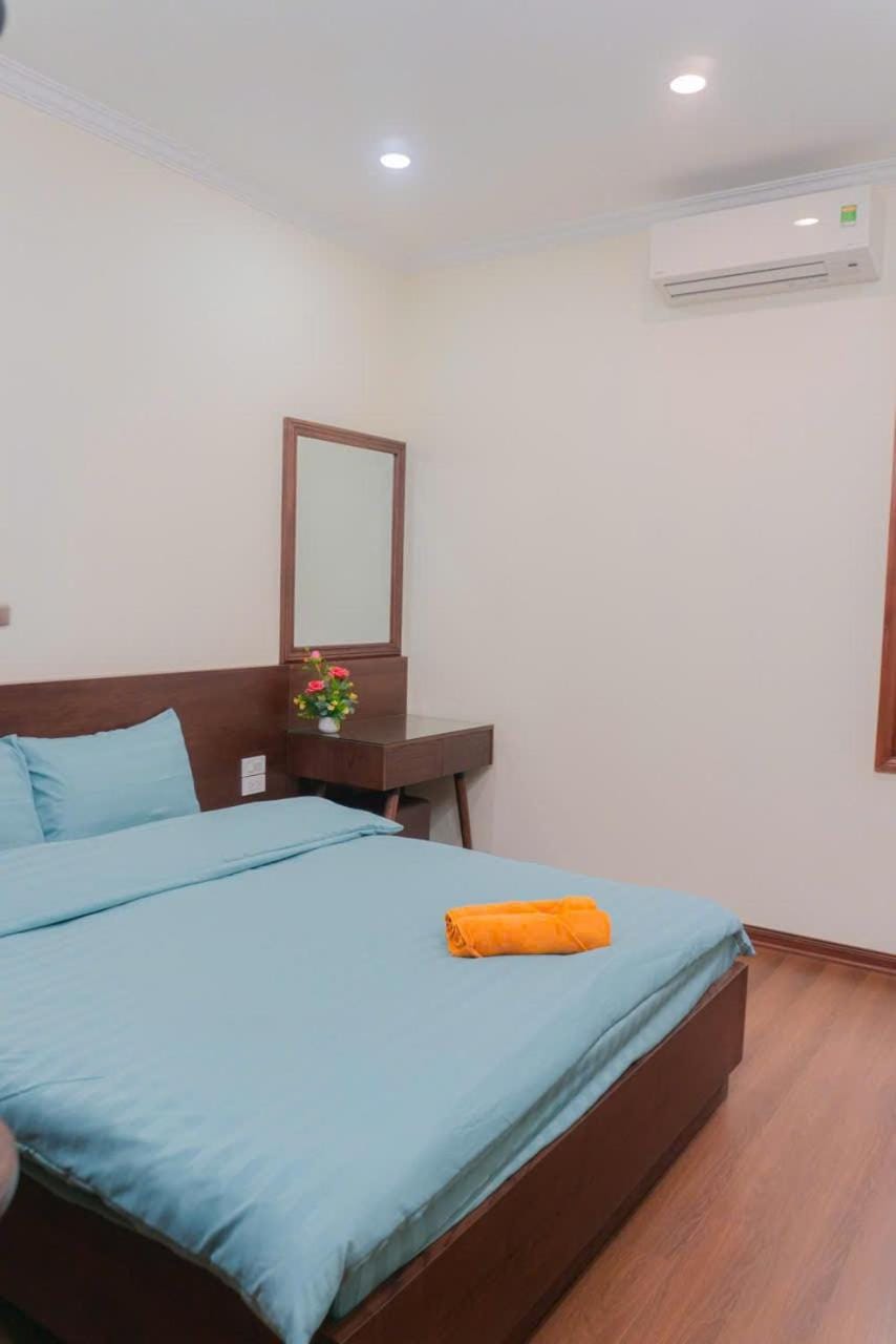IL Divo Hostel 8 Hàng Đào & Travel & Spa - Hanoi Old Quarter Hostel in Hanoi