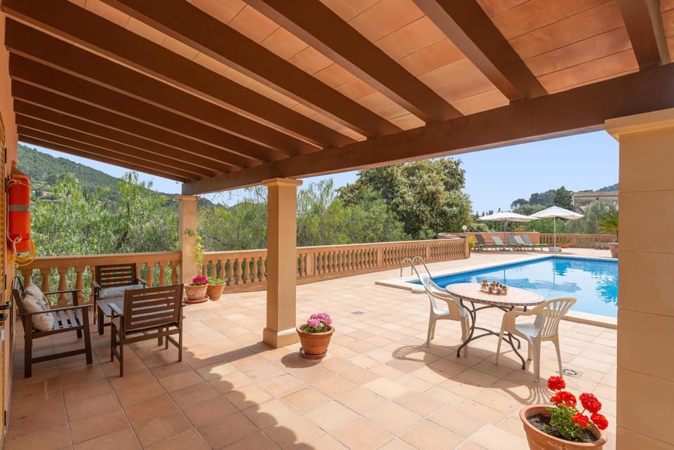 Pool view, Swimming pool