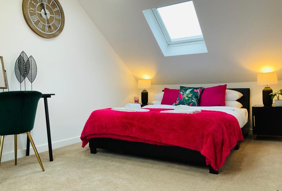 Bed, Bedroom