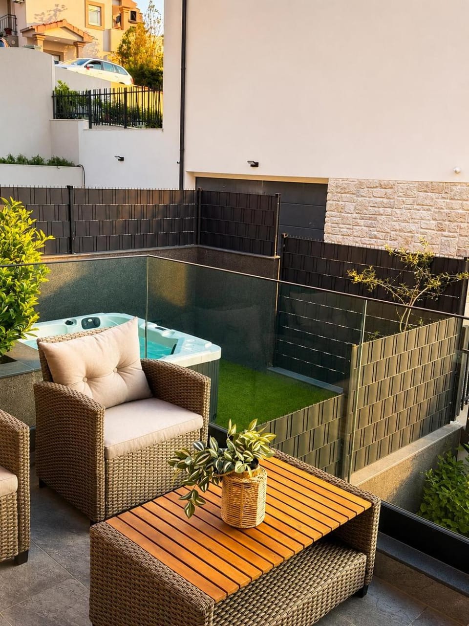 Garden, Balcony/Terrace