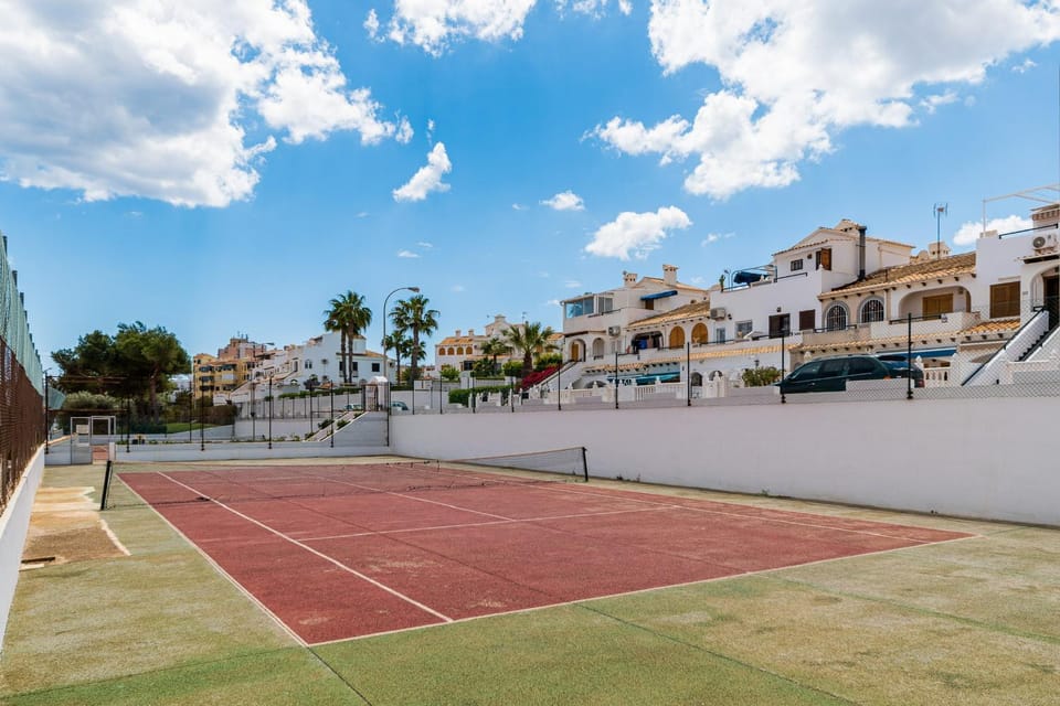 Tennis court