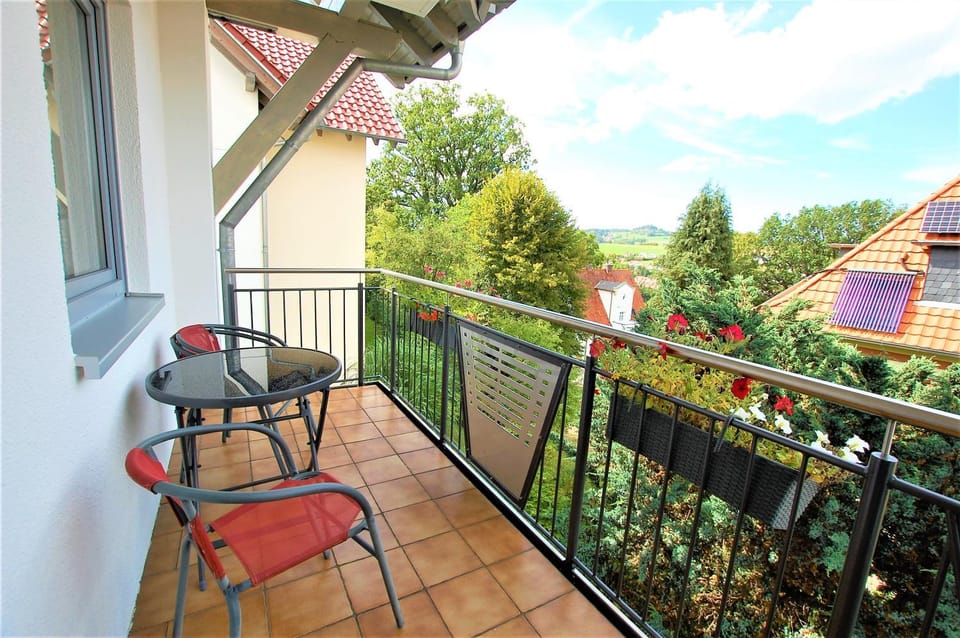 View (from property/room), Balcony/Terrace