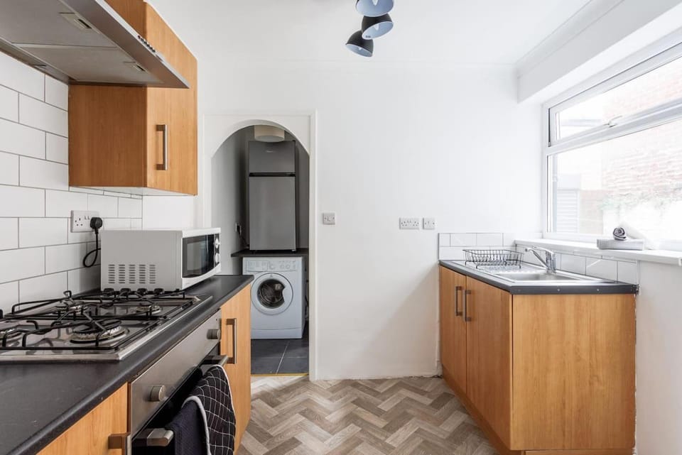 Perfect 2 BR home stay, 10 mins walk from the city House in South Shields
