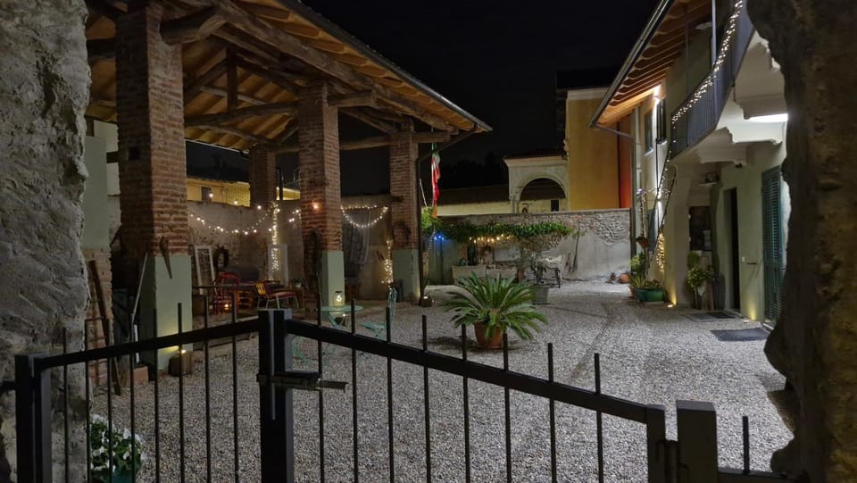 Inner courtyard view
