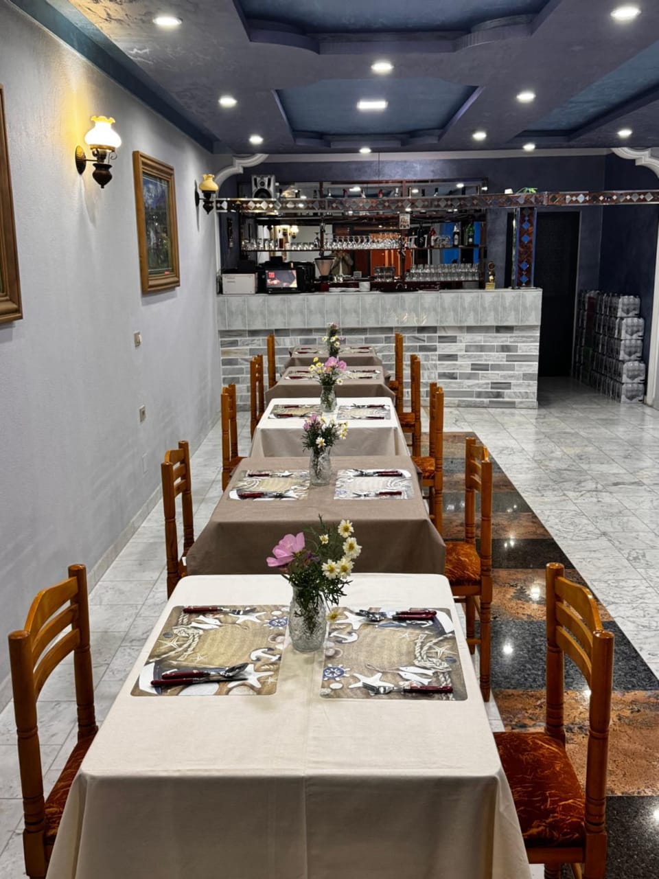 Restaurant/places to eat