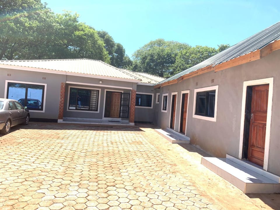 Radiant lodge Bed and Breakfast in Lusaka