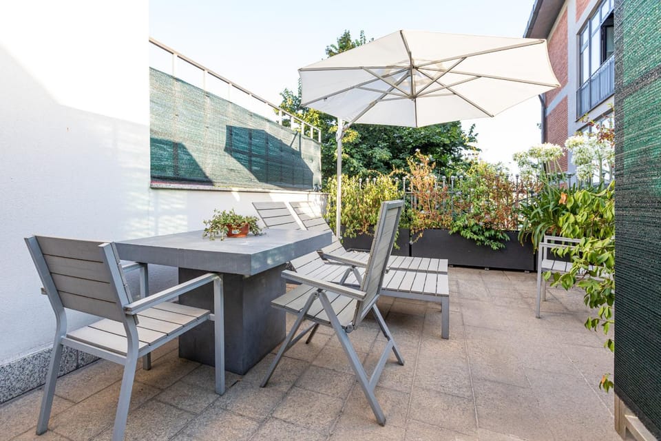 Balcony/Terrace, Dining area, sunbed