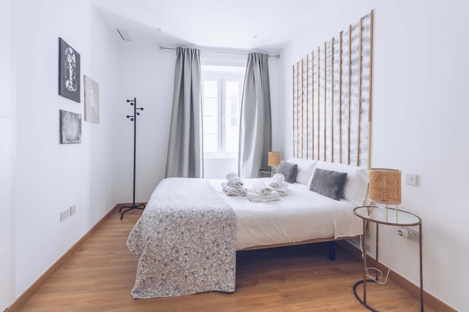 2-BR Gem in Gibraltar's Heart Apartment in Gibraltar