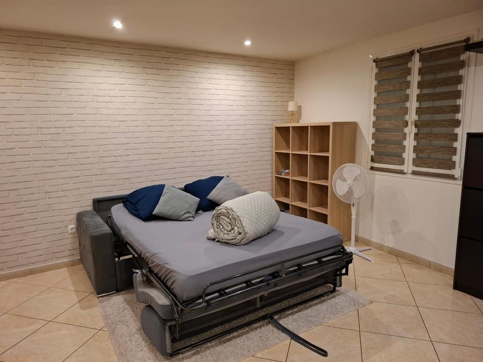 Le COSY HOUSE-6 voyageurs-5mn Roissy CDG House in Île-de-France