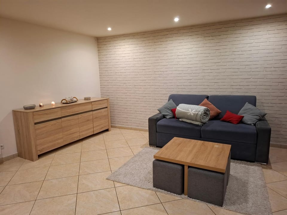 Le COSY HOUSE-6 voyageurs-5mn Roissy CDG House in Île-de-France