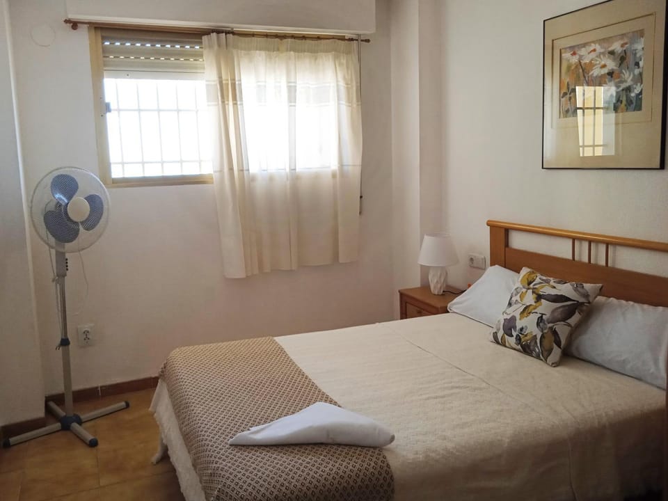 Spring, Bed, Activities, Winter, Summer, Balcony/Terrace, Photo of the whole room, Beach, Hiking, Animals, Animals, Animals, Bedroom, Autumn, Pets, Pets, Pets, Sea view, Sports, Entertainment, children, children, children, young children, young children, young children, older children, older children, older children, group of guests, group of guests, group of guests, cot, Family, Family, Family, Bath, Parking, dishwasher, microwave, pet friendly, pet friendly, stove, washing machine, elevator