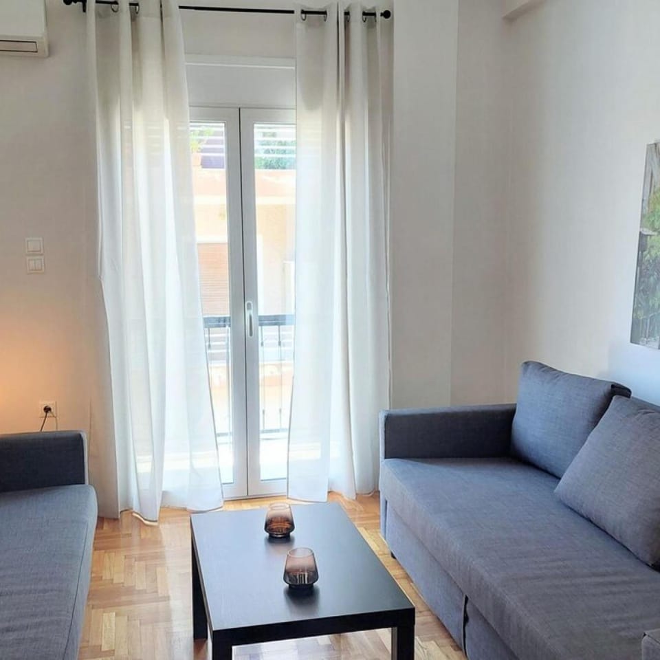 Sunny apartment in Acropolis Apartment in Athens