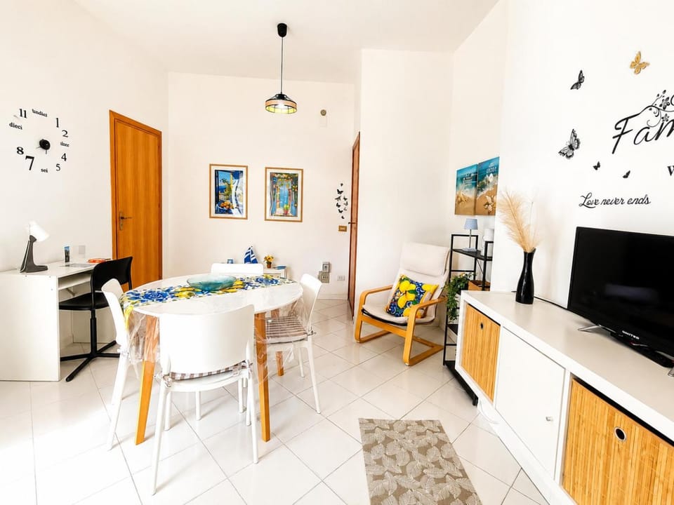 Spiaggia gratis per tutti Mare sole e relax la tua vacanza perfetta inizia qui scopri la nostra casa in Sicilia Riva Home Apartment in Alcamo