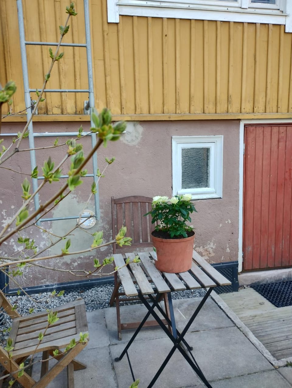 Property building, Balcony/Terrace