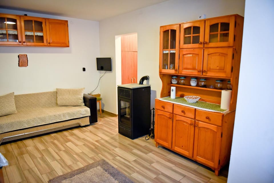 Csomor Apartman Apartment in Romania