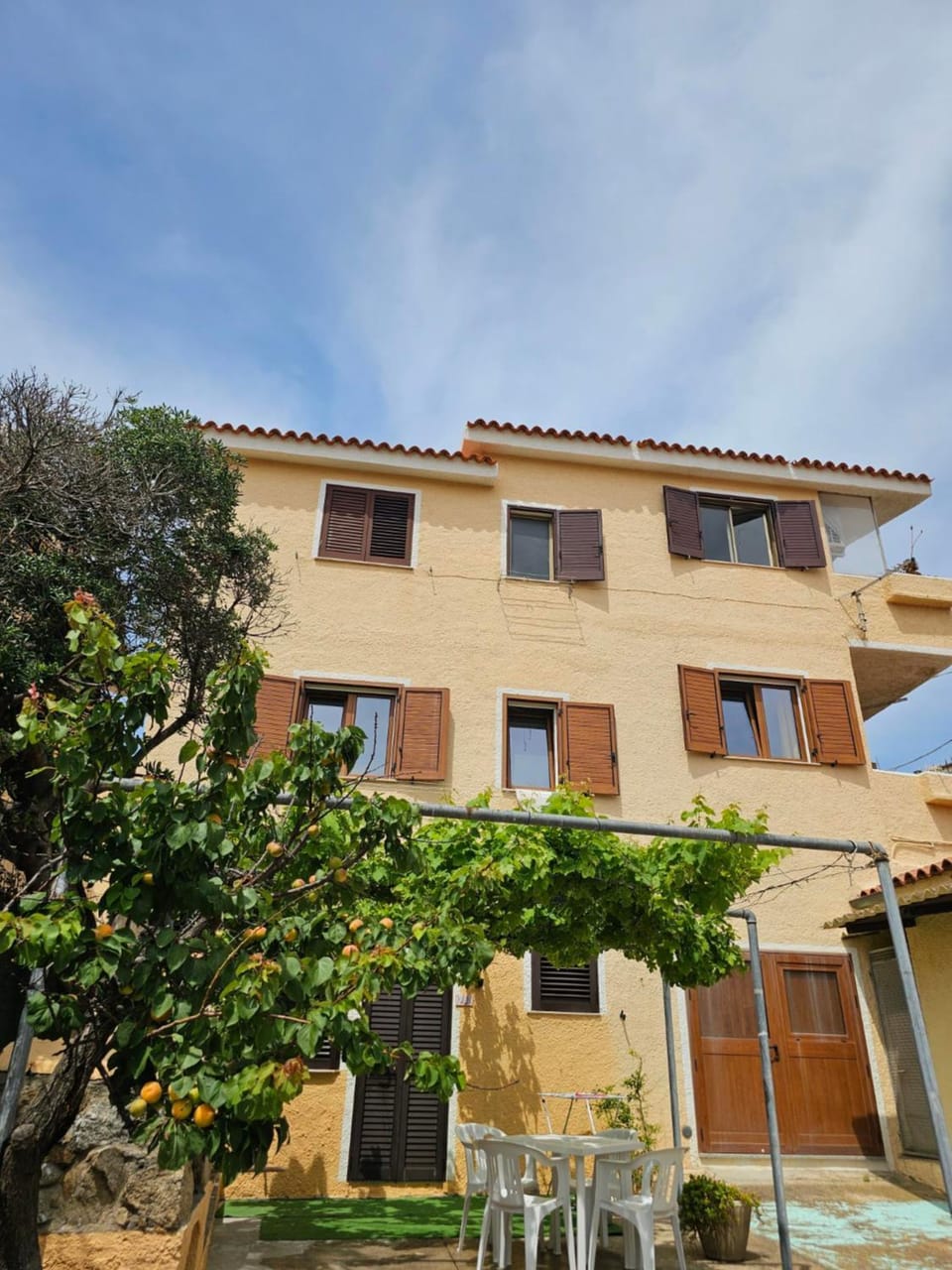 Property building, Day