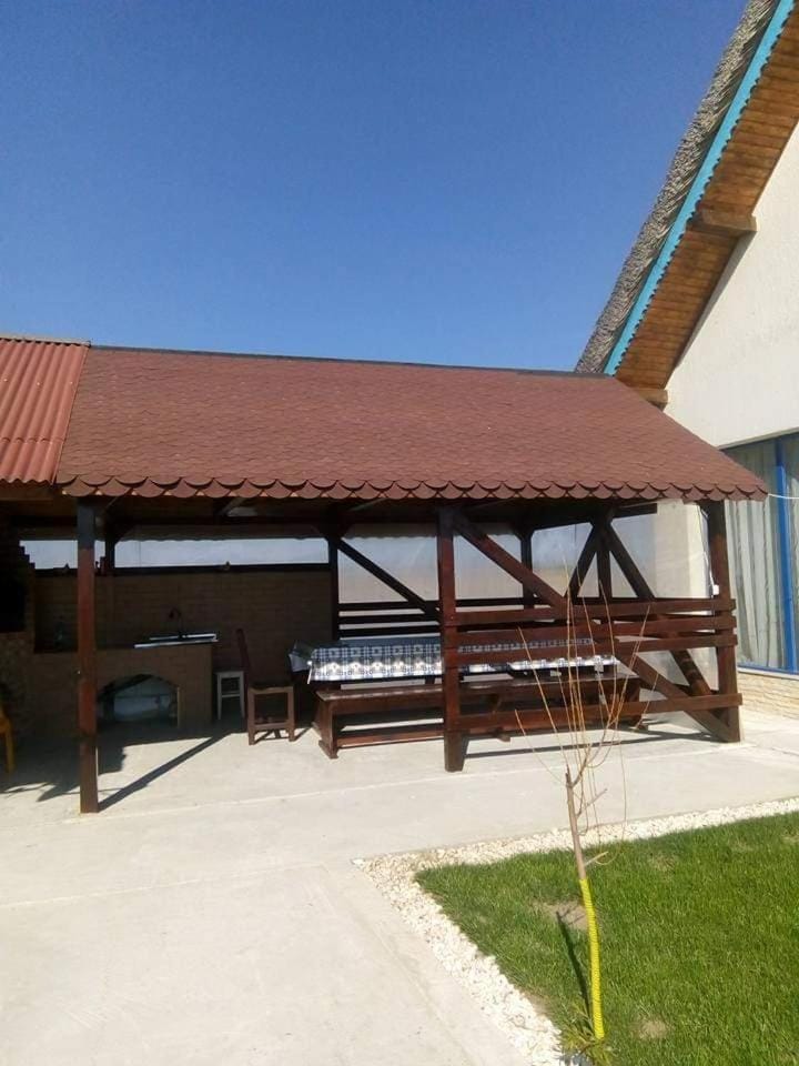 Pensiunea Alessia Mahmudia Bed and Breakfast in Romania