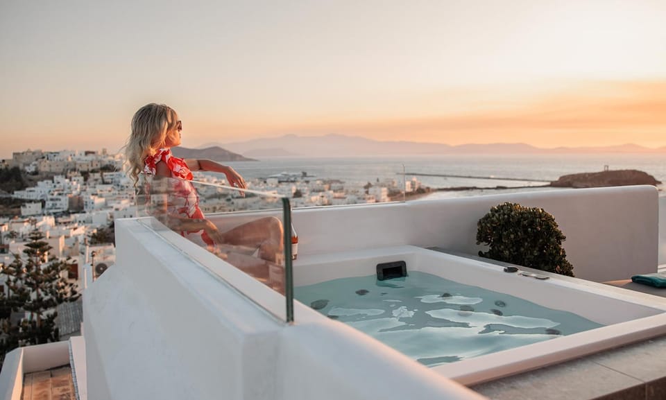 HIGH END Unique 270 degree aerial sea view suite Apartment in Naxos