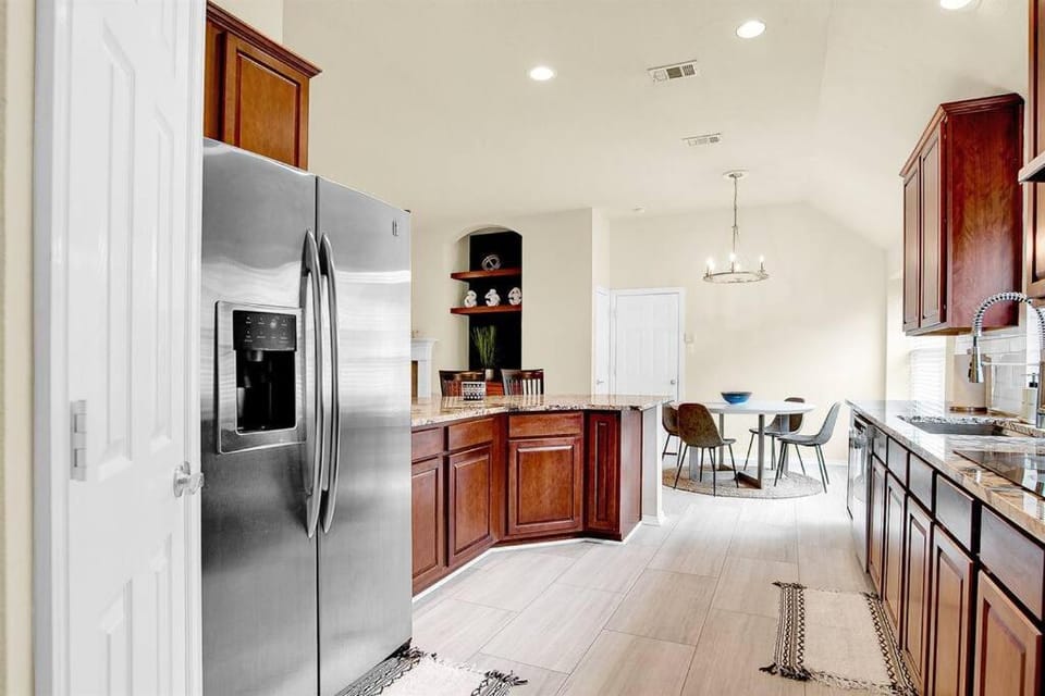 Dining area, dishwasher, oven, stove