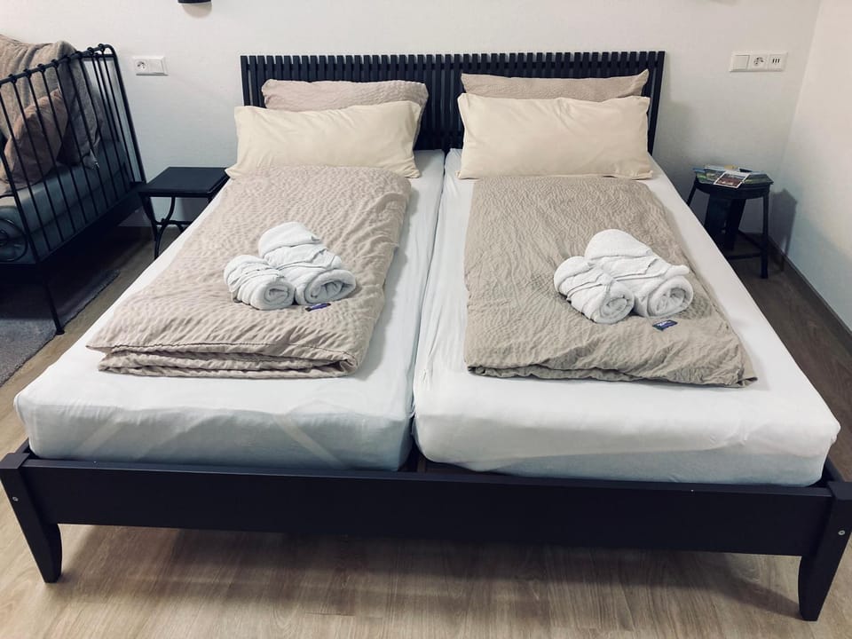 FREE Apartment - Ermstal Apartment in Baden-Württemberg