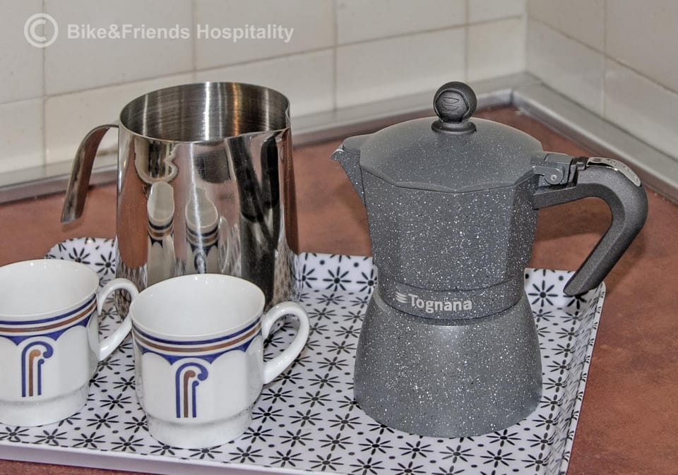 Coffee/tea facilities, Kitchen or kitchenette