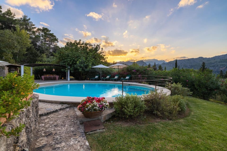 NEW! Can Picassa Tafona with Private Swimming Pool and close to Golf Villa in Raiguer