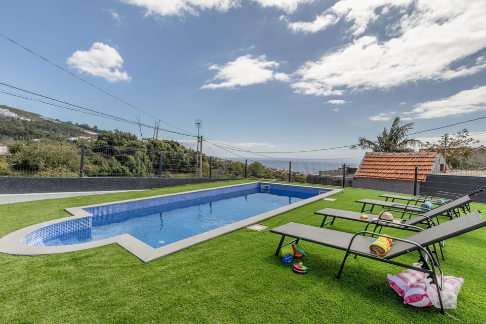 Garden, Swimming pool