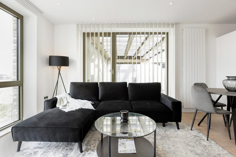 Khayat Homes - The Khalifa - One Bed Luxury APt Apartment in London