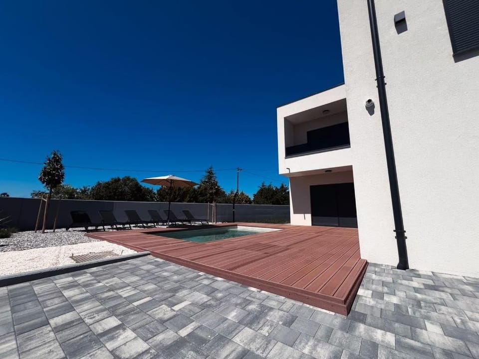 Day, Pool view, Swimming pool