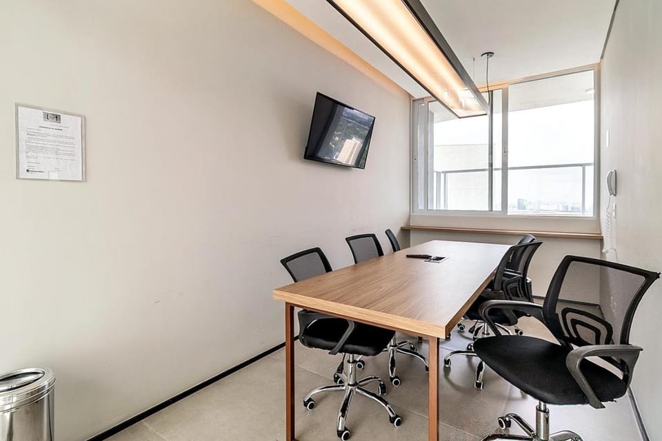 Meeting/conference room