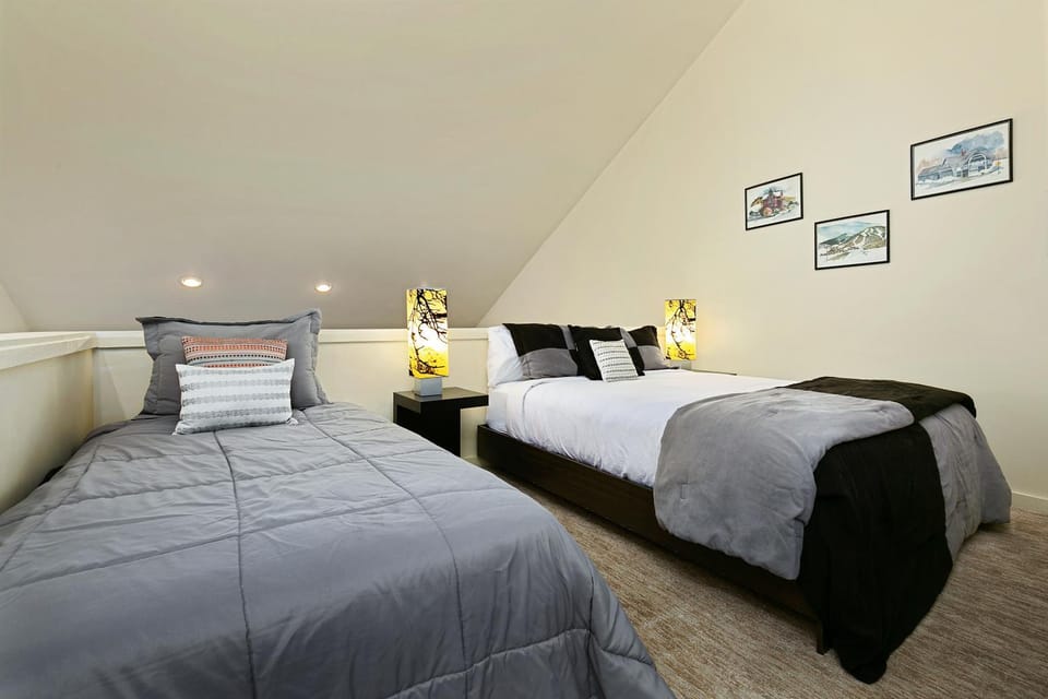 Three Kings by White Pines Apartment in Park City