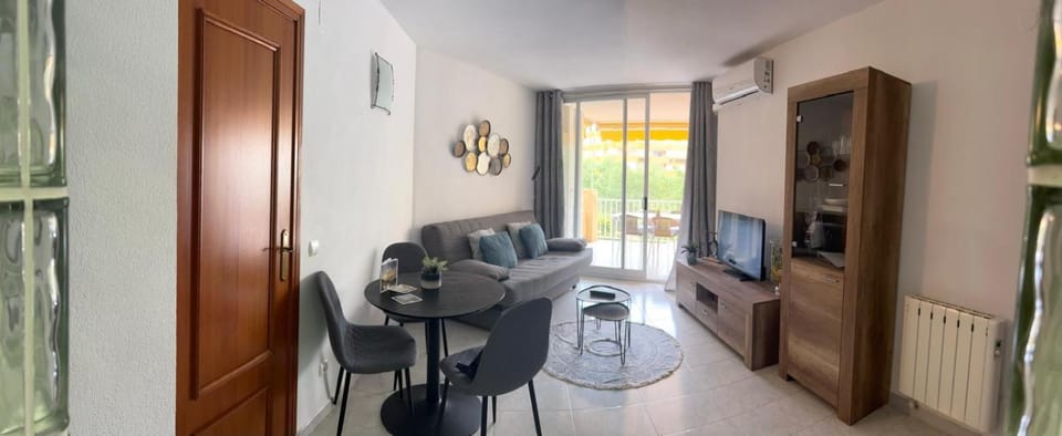 Central Calpe, 4min walk to the beach Apartment in Calp