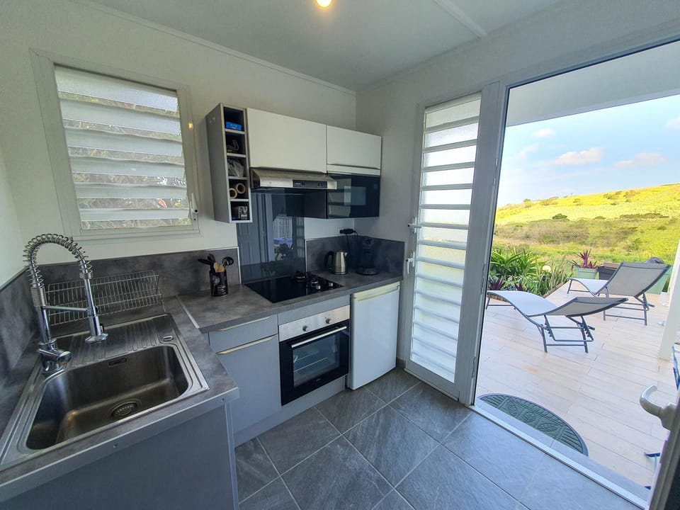 Studio Chez Anna - vue mer et piscine Apartment in Martinique