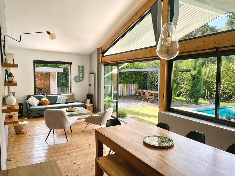 Garden, Living room, Dining area, Garden view, Pool view, Swimming pool