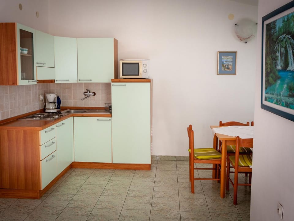Coffee/tea facilities, Kitchen or kitchenette, Dining area, pet friendly