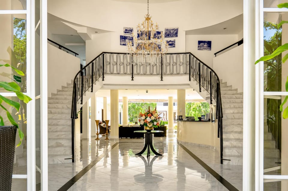 Living room, Lobby or reception