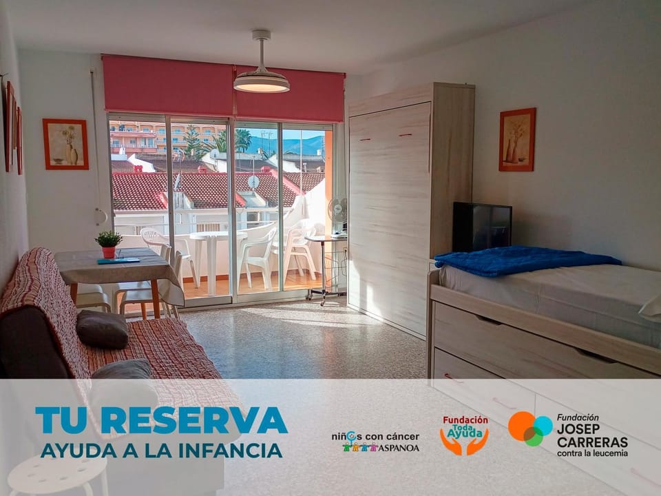 Spring, Bed, Activities, Winter, Summer, Balcony/Terrace, Kitchen or kitchenette, Living room, Photo of the whole room, Dining area, Beach, Tennis court, Hiking, Animals, Animals, Animals, Bedroom, Autumn, Pets, Pets, Pets, Sea view, Swimming pool, Sports, Entertainment, children, children, children, young children, young children, young children, older children, older children, older children, group of guests, group of guests, group of guests, cot, bunk bed, Family, Family, Family, Parking, microwave, pet friendly, pet friendly, washing machine